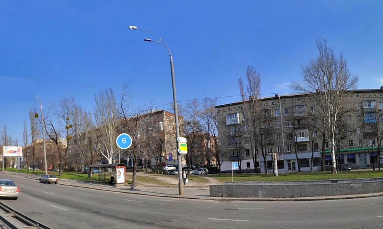 Apartments On Druzhby Narodiv 6 A キエフ エクステリア 写真