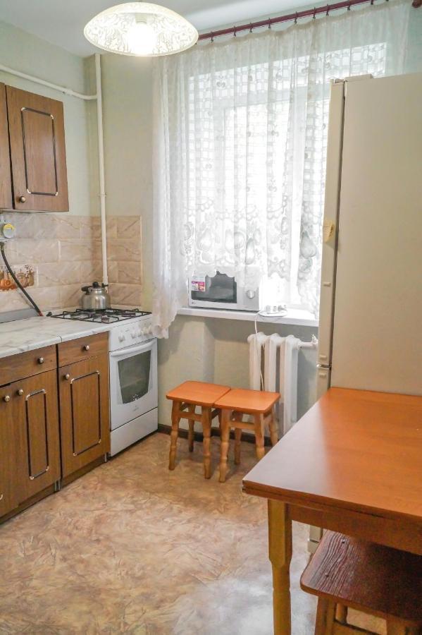 Apartments On Druzhby Narodiv 6 A キエフ エクステリア 写真